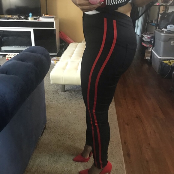 Side stripe ripped skinny jeans - Picture 2 of 5